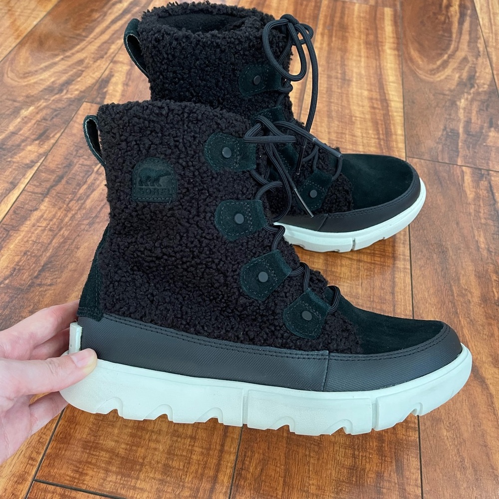NEW- Sorel Explorer Next Joan Faux Shearling Waterproof Boot (Women) Size 7.5